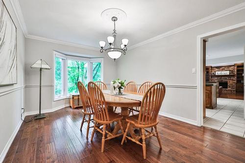 2321 Homer Drive, Burlington, ON - Indoor Photo Showing Dining Room