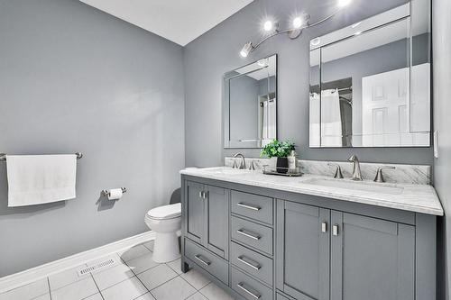 2321 Homer Drive, Burlington, ON - Indoor Photo Showing Bathroom