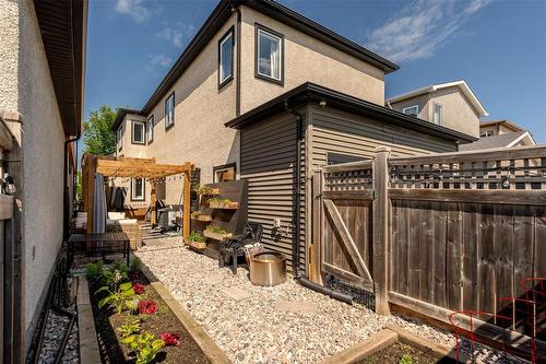 19 Burning Glass Road, Winnipeg, MB - Outdoor With Exterior