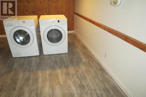 1223 Sunningdale Road E, London, ON - Indoor Photo Showing Laundry Room