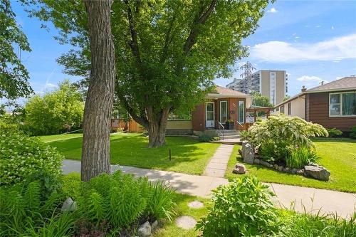 702 Oxford Street, Winnipeg, MB - Outdoor