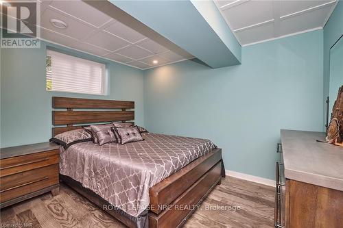 8868 Sodom Road, Niagara Falls, ON - Indoor Photo Showing Bedroom