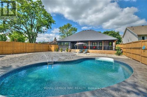 8868 Sodom Road, Niagara Falls, ON - Outdoor With In Ground Pool With Deck Patio Veranda With Backyard