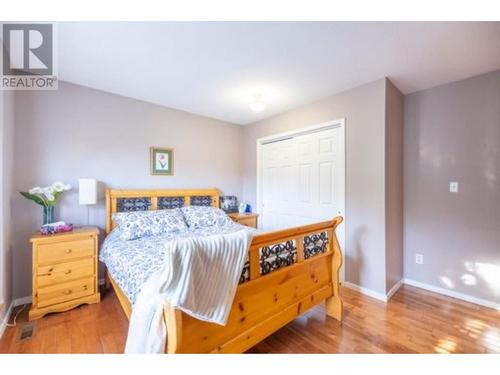 28 Coal Creek Road, Fernie, BC - Indoor Photo Showing Bedroom