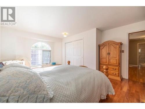 28 Coal Creek Road, Fernie, BC - Indoor Photo Showing Bedroom