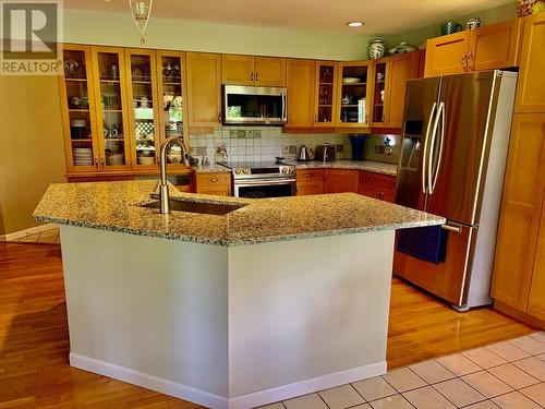 28 Coal Creek Road, Fernie, BC - Indoor Photo Showing Kitchen With Double Sink