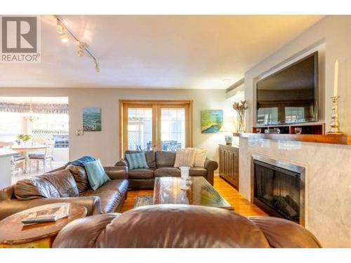 28 Coal Creek Road, Fernie, BC - Indoor Photo Showing Living Room With Fireplace