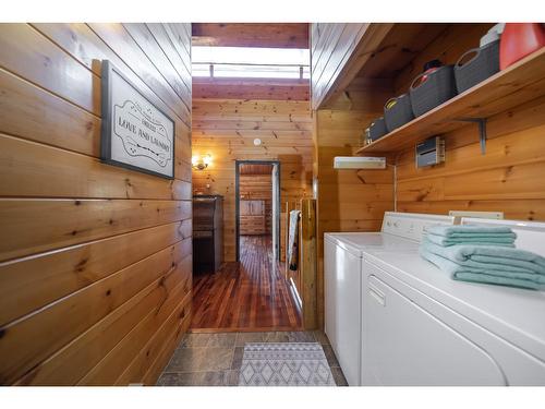 6275 Tie Lake Shore Road N, Jaffray, BC - Indoor Photo Showing Laundry Room