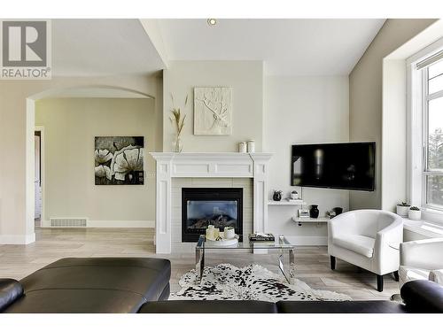 2587 Tallus Ridge Drive, West Kelowna, BC - Indoor Photo Showing Living Room With Fireplace