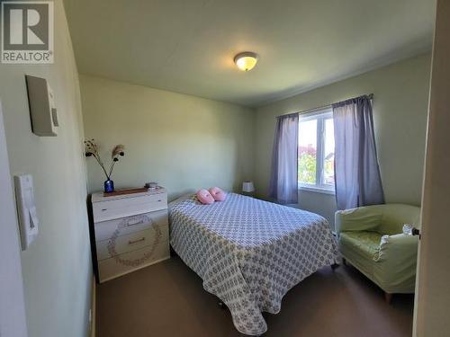 4044 Manitoba Ave, Powell River, BC - Indoor Photo Showing Bedroom