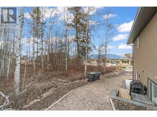 831 Clarance Avenue, Kelowna, BC - Outdoor