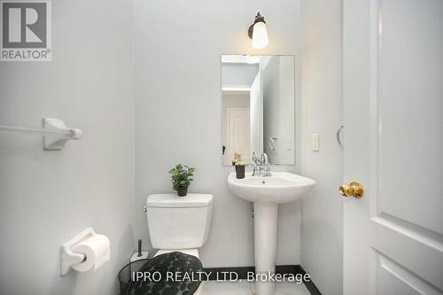 27 Silver Egret Road, Brampton, ON - Indoor Photo Showing Bathroom