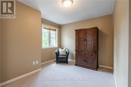 5646 Roseville Court, Burlington, ON - Indoor