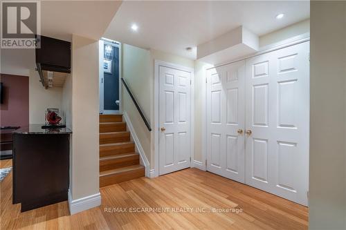 5646 Roseville Court, Burlington, ON - Indoor Photo Showing Other Room