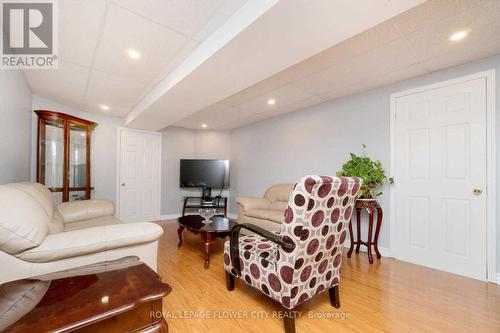 63 Fairhill Avenue, Brampton (Fletcher'S Meadow), ON - Indoor Photo Showing Living Room