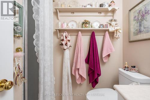 9 - 2915 Headon Forest Drive, Burlington, ON - Indoor Photo Showing Bathroom