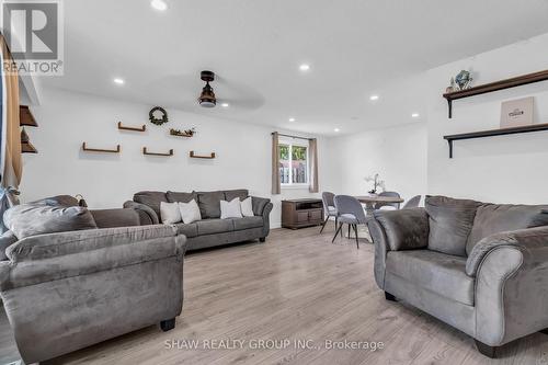 85 Hillmer Road, Cambridge, ON - Indoor Photo Showing Living Room