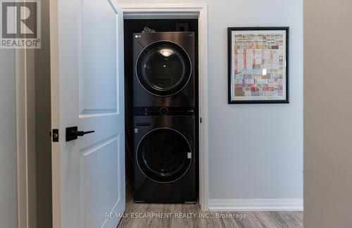 303 - 120 Springvalley Crescent, Hamilton, ON - Indoor Photo Showing Laundry Room