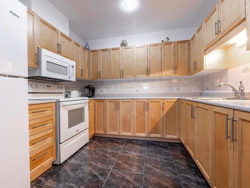 Kitchen - 309-9910 Boul. Gouin E., Montréal (Rivière-Des-Prairies/Pointe-Aux-Trembles), QC - Indoor Photo Showing Kitchen