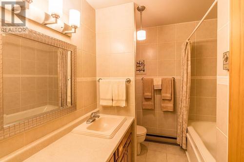 525 Morrison Ave, Sault Ste Marie, ON - Indoor Photo Showing Bathroom