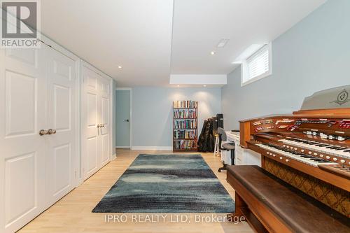 82 Joseph Crescent, Barrie, ON - Indoor Photo Showing Other Room