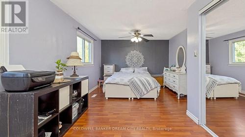 112 Hansen Road N, Brampton, ON - Indoor Photo Showing Bedroom