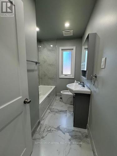 233 Falstaff Avenue, Toronto, ON - Indoor Photo Showing Bathroom