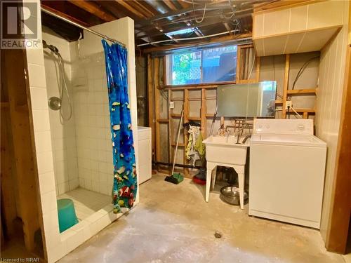 531 Brookhaven Crescent Unit# A, Waterloo, ON - Indoor Photo Showing Laundry Room