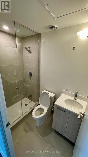 3208 - 65 Mutual Street, Toronto, ON - Indoor Photo Showing Bathroom