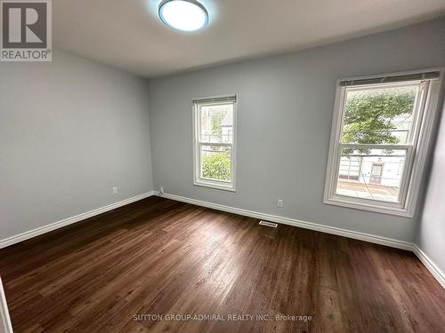 24 Tecumseth Street, Toronto, ON - Indoor Photo Showing Other Room