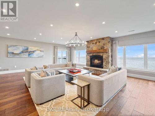 2 - 484 Millen Road, Hamilton, ON - Indoor Photo Showing Living Room With Fireplace