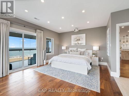 2 - 484 Millen Road, Hamilton, ON - Indoor Photo Showing Bedroom