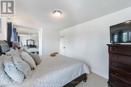 128 Fanshawe Drive, Brampton, ON - Indoor Photo Showing Bedroom