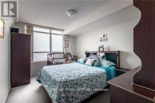 1412 - 3880 Duke Of York Boulevard, Mississauga, ON - Indoor Photo Showing Bedroom