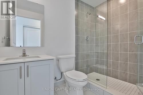 1104 - 1063 Douglas Mccurdy Comm Circle, Mississauga, ON - Indoor Photo Showing Bathroom