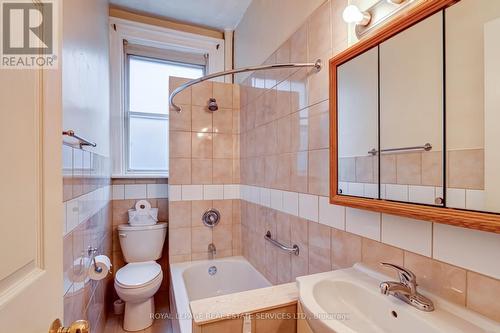 11 Northcote Avenue, Toronto, ON - Indoor Photo Showing Bathroom