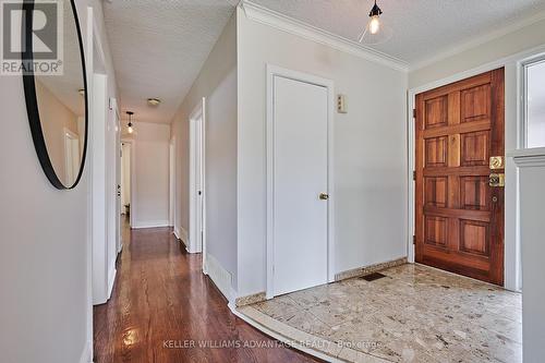 5 Porterfield Road, Toronto, ON - Indoor Photo Showing Other Room