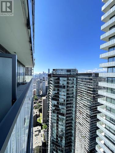 Lph4704 - 50 Charles Street E, Toronto, ON - Outdoor With Balcony