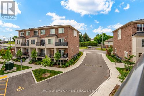 3 - 480 Beresford Path, Oshawa, ON - Outdoor