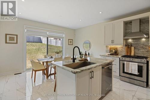 1219 Cactus Crescent, Pickering, ON - Indoor Photo Showing Kitchen With Upgraded Kitchen