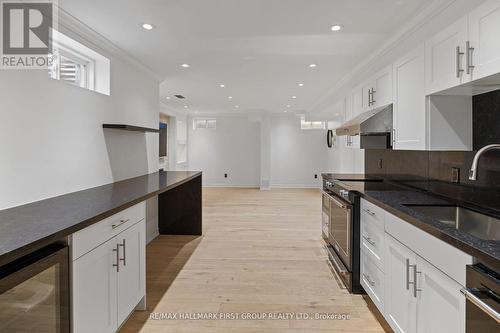 1219 Cactus Crescent, Pickering, ON - Indoor Photo Showing Kitchen