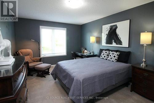 15 Niagara Trail, Clarington, ON - Indoor Photo Showing Bedroom