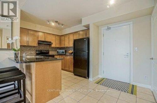 403 - 60 Mendelssohn Street, Toronto, ON - Indoor Photo Showing Kitchen