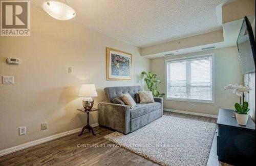 403 - 60 Mendelssohn Street, Toronto, ON - Indoor Photo Showing Living Room