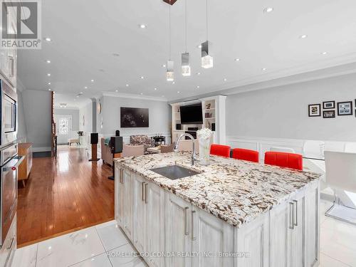 38A North Woodrow Boulevard, Toronto, ON - Indoor Photo Showing Kitchen With Upgraded Kitchen