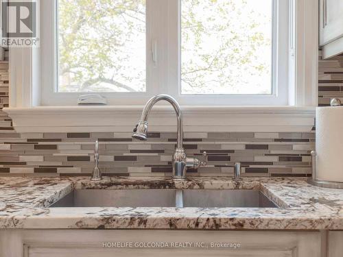 38A North Woodrow Boulevard, Toronto, ON - Indoor Photo Showing Kitchen With Double Sink With Upgraded Kitchen