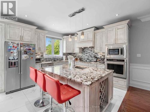 38A North Woodrow Boulevard, Toronto, ON - Indoor Photo Showing Kitchen With Upgraded Kitchen