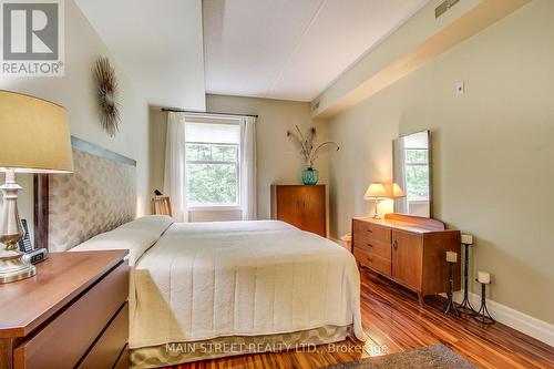 205 - 220 Main Street N, Uxbridge, ON - Indoor Photo Showing Bedroom