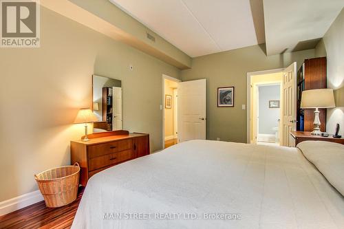 205 - 220 Main Street N, Uxbridge, ON - Indoor Photo Showing Bedroom