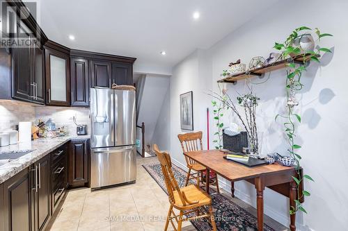 1050 Ossington Avenue, Toronto (Dovercourt-Wallace Emerson-Junction), ON - Indoor Photo Showing Kitchen With Upgraded Kitchen